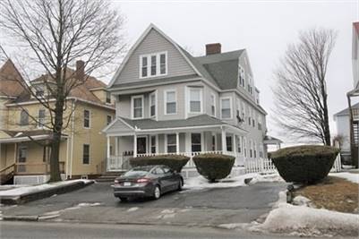 Worcester MA - 4 bedroom, 3rd Floor Unit Condo for Rent - $2600